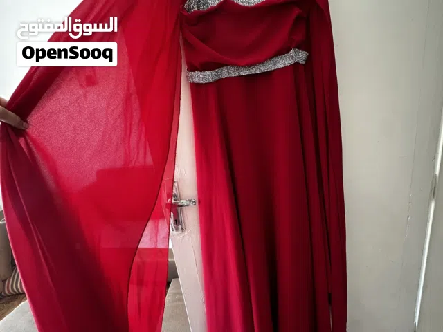 فستان سهرة