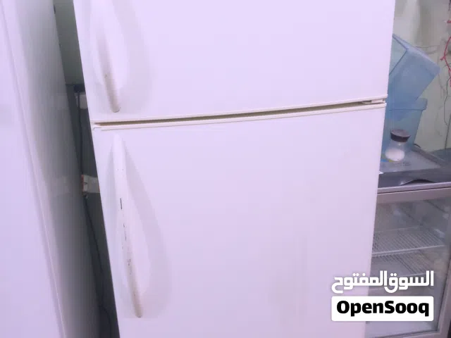 للبيع ثلاجه وانسا 24 قدم استخدام خفيف مع التوصيل والكفاله