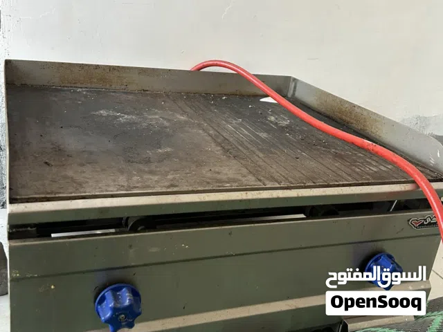 لوحة 2.5*1.5 للمحل  جريل