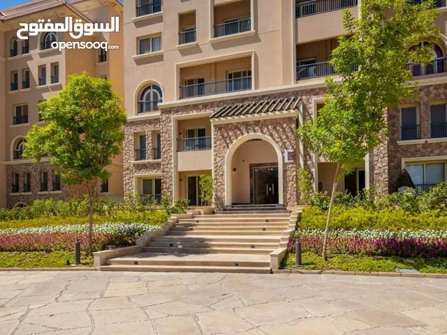 140 m2 2 Bedrooms Apartments for Sale in Cairo Fifth Settlement