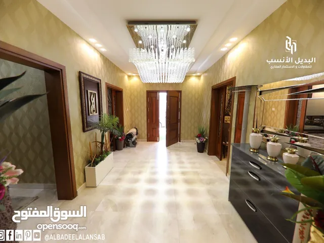 550 m2 More than 6 bedrooms Villa for Rent in Tripoli Al-Sabaa