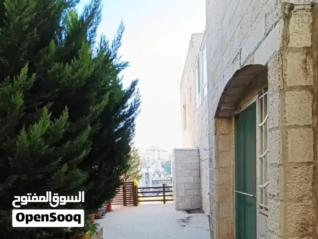 270 m2 4 Bedrooms Villa for Rent in Amman Dabouq