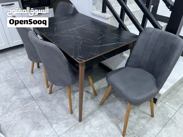 ميز طعام خشب