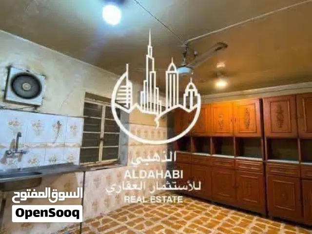 بيت للايجار في الجنينه مساحه 212 متر مقابيل ساحه خدمات يصلح سكني كذلك للشركات