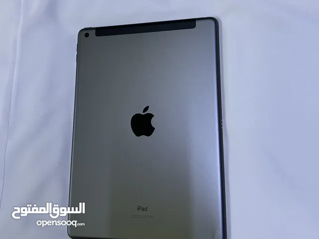 ايباد9 مساحه 256GB شبه جديد خالي من الكسور والخدوش لم يتم تبديل فيه اي قطعه وما مبطل