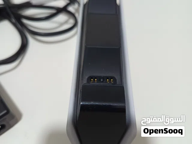 قاعدة شحن يدات PS5 أصلية مع الكيبل – بحالة ممتازة