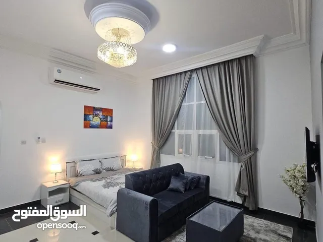 للإيجار استوديو مفروش vip في منطقة البطين - العين قرب اكسترا مول