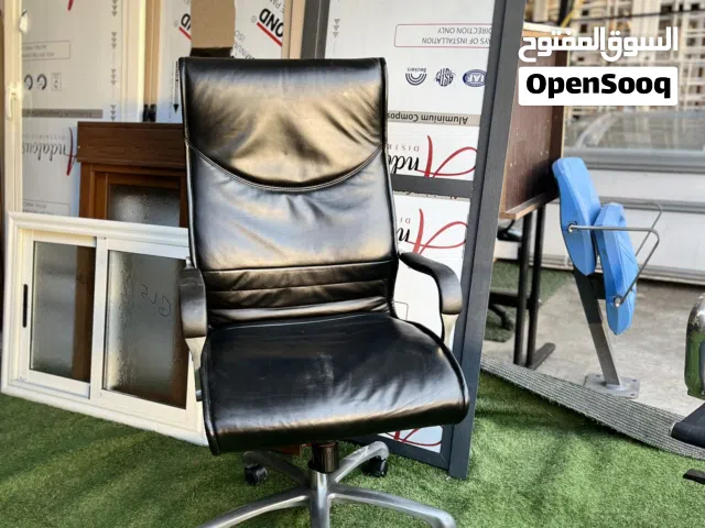 كرسي للبيع مستعمل لعجبو مرحبا قابل للنقاش chaise