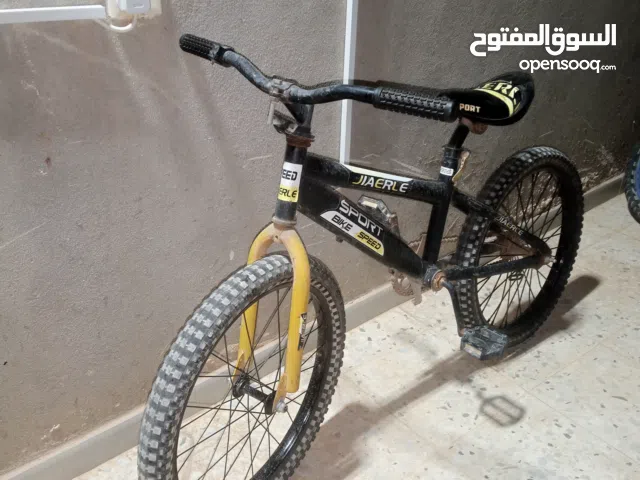 سيارة سيارة