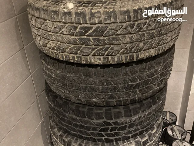 طقم ربع حجري