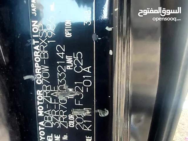 تويوتا باص نوها2012