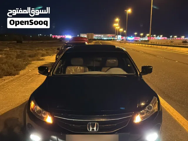 للبيع هوندا اكورد كوبيه 2012