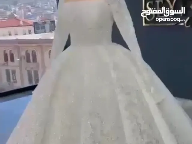 فستان عرس ملوكي لبسه واحده فقط