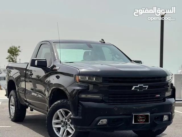 سلفرادو تريل بوس موديل 2020 عداد 121 الف (دبل جير )