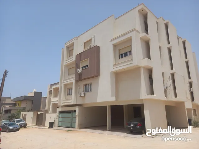 165 m2 4 Bedrooms Apartments for Sale in Tripoli Al-Serraj