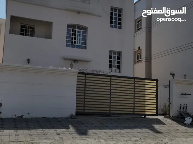 126m2 2 Bedrooms Apartments for Sale in Muscat Al Maabilah