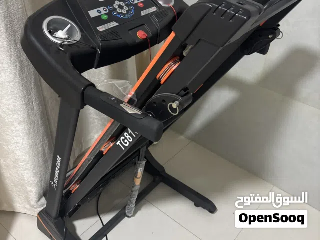 جهاز رياضي للركض مستعمل بحالة ممتازة للبيع
