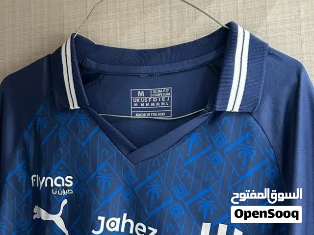تيشيرت فئة لاعبين جميع المقاسات متوفره من s إلا XXL