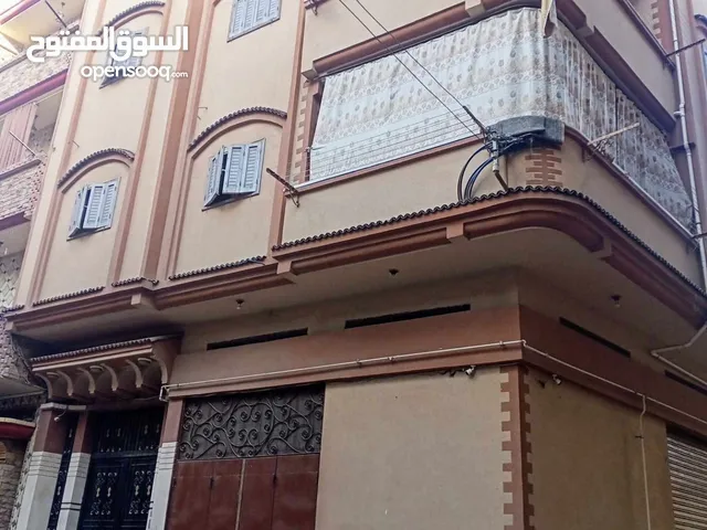 130 m2 4 Bedrooms Townhouse for Sale in Beheira Kafr al-Dawwar