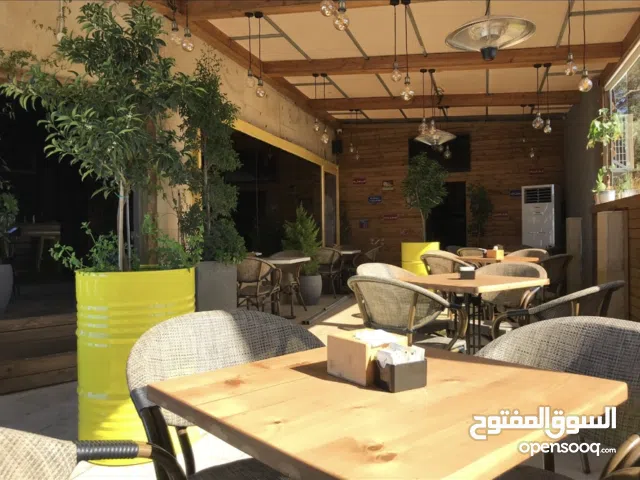 معدات ومستلزمات مطعم للبيع