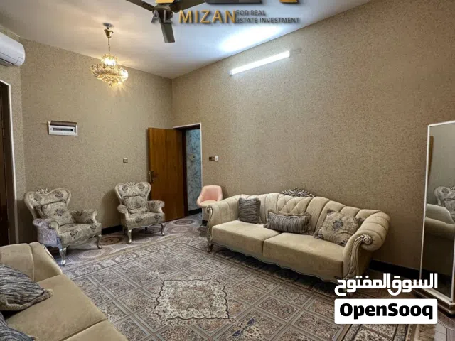 150 m2 2 Bedrooms Townhouse for Rent in Basra Al Mishraq al Jadeed