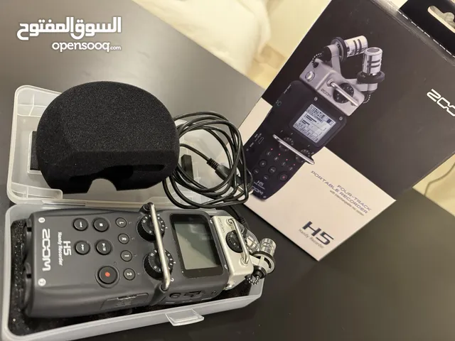 H5 Zoom Handy Recorder for sale-50 KD & Sony Camera Shooting Grip for sale-27KD