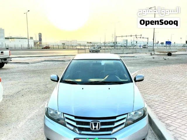 2013, هوندا, سيتى, Standard