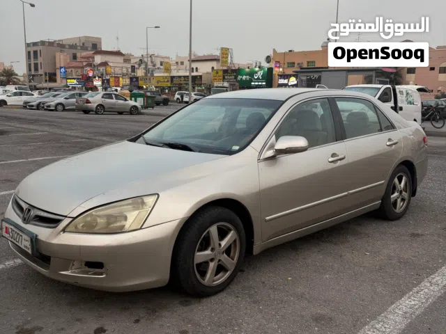 Honda accord 2005 (V4)