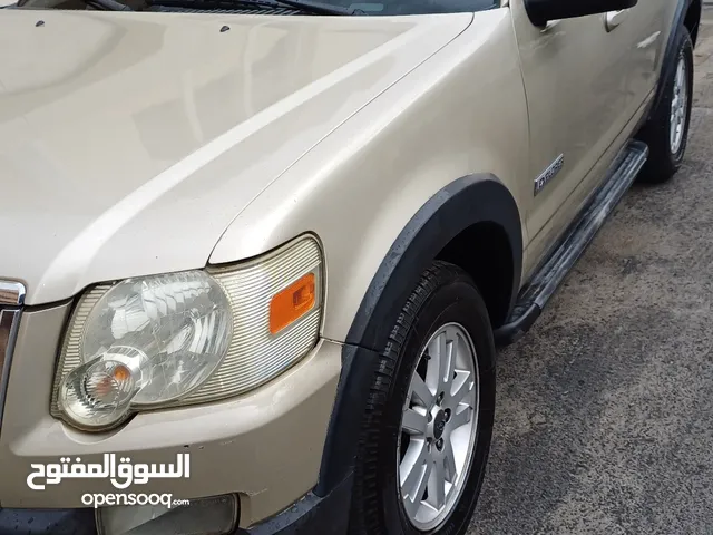 Ford Explorer 2007 in Al Riyadh