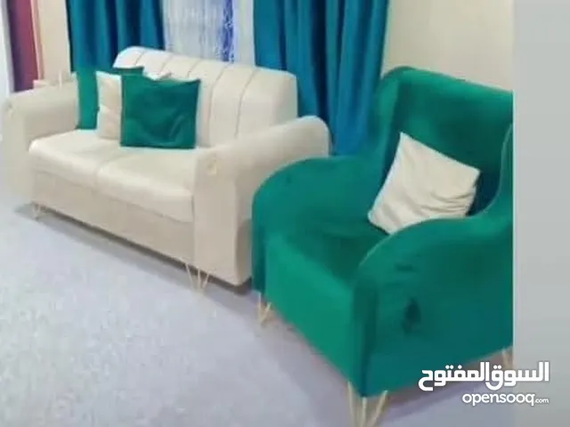 طقم للبيع