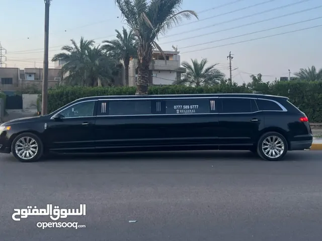 فورد لنكولن. ام كي تي ليموزين