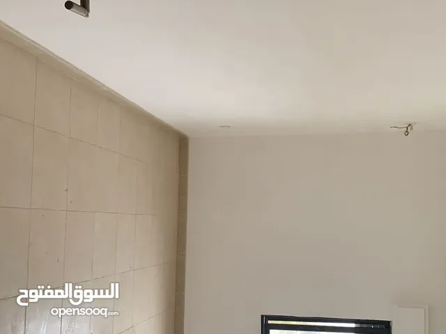 مكتب تجاري للبيع في أفضل مواقع الشميساني قرب المستشفى التخصصي