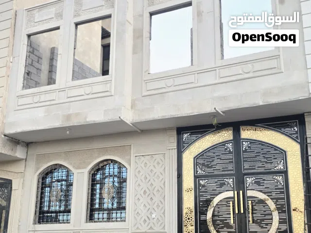 بيت للبيع واجهه حجر دورين واجهه 8متر مشطب دور اول كامل تشطيب درجه اولى بنا درجه اولى موثق فيديو كامل