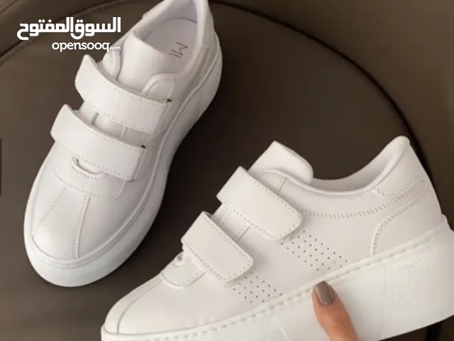 White Comfort Shoes in Tripoli