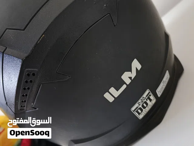 خوذة فل فيس مصنفه Dot لون اسود حجم M مع سماعه بلوتوث داخلية ماركة ILM المشهورة