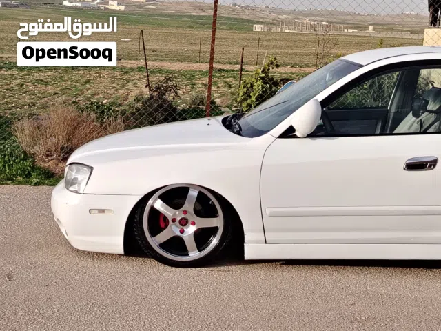 2001, هيونداي, افانتي, Standard