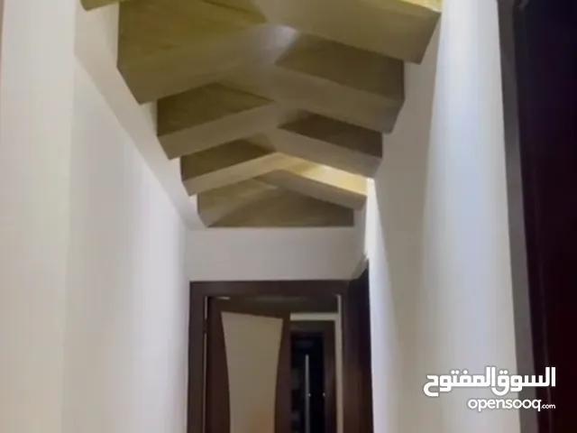 شقة منفوضة للبيع في لبنان بيروت مار الياس 145 الف دولار 3 نوم
