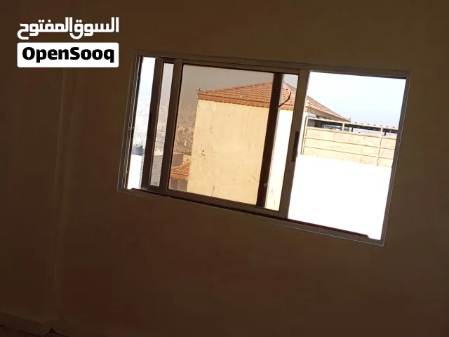 150 m2 2 Bedrooms Apartments for Sale in Zarqa Al Zarqa Al Jadeedeh