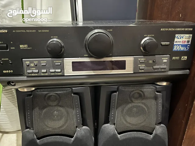 الأستيديو و سماعات للبيع