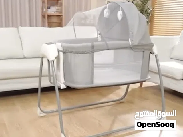 سرير اطفال 4in1 Bassinet Next To Me وهزاز كهربائي