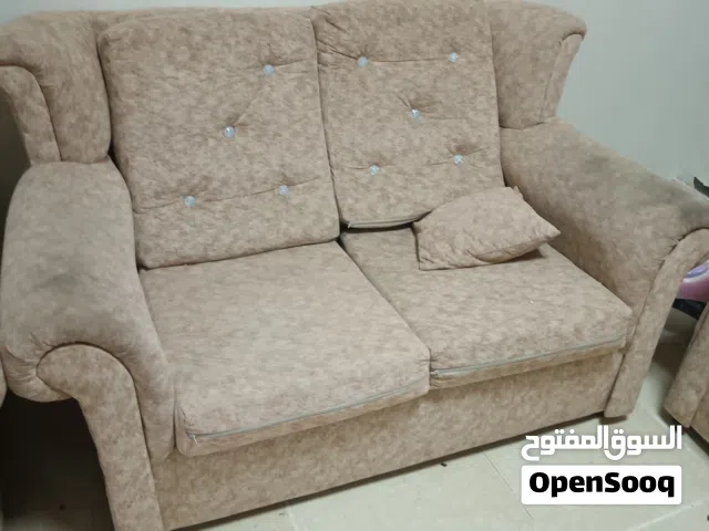 غنفات وطاولات مذاكره للبيع