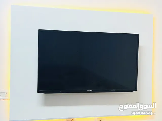 Samsung LED 42 inch TV in Zarqa