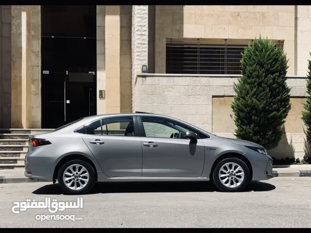 تويوتا كورولا وارد الوكالة فحص كامل وصيانة الوكالة المركزية ممشى ( 32K only )