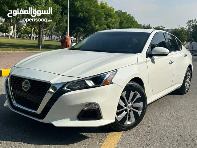 التيما 2020 ابيض حادث خفيف مبدل ابواب فقط