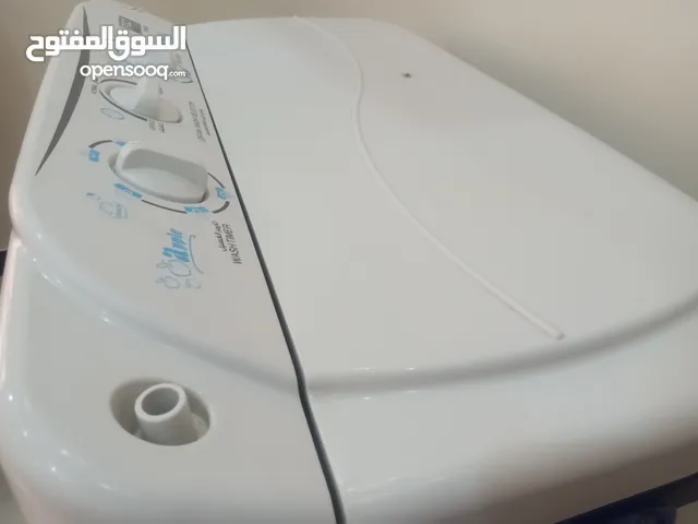 غسالة عرررررطه للبيع مستخدم نظيف شبه جديد