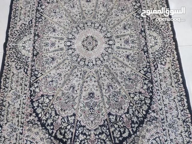 سجاد صناعة تركية مستعمل ع الخفيف. . .