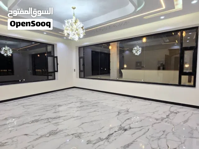11 m2 More than 6 bedrooms Villa for Sale in Sana'a Haddah