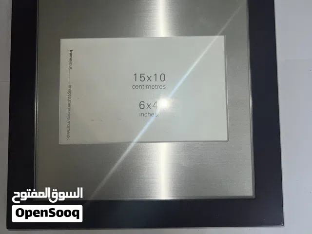 برواز صور مكتبي فخم إطار خشبي مع خلفية ستانلس ستيل مميزة (نخب أول جديد)