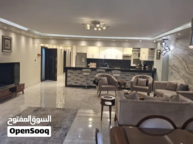 شقه للبيع في حي الدقي