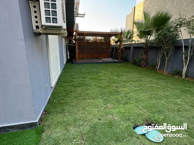 329 m2 3 Bedrooms Townhouse for Sale in Cairo Fifth Settlement